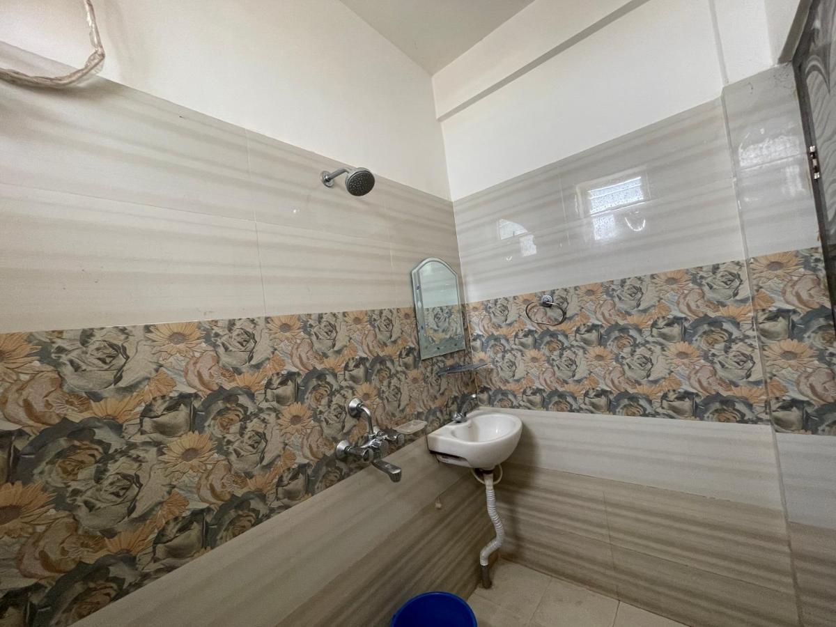 Hotel Deo Puri Kültér fotó